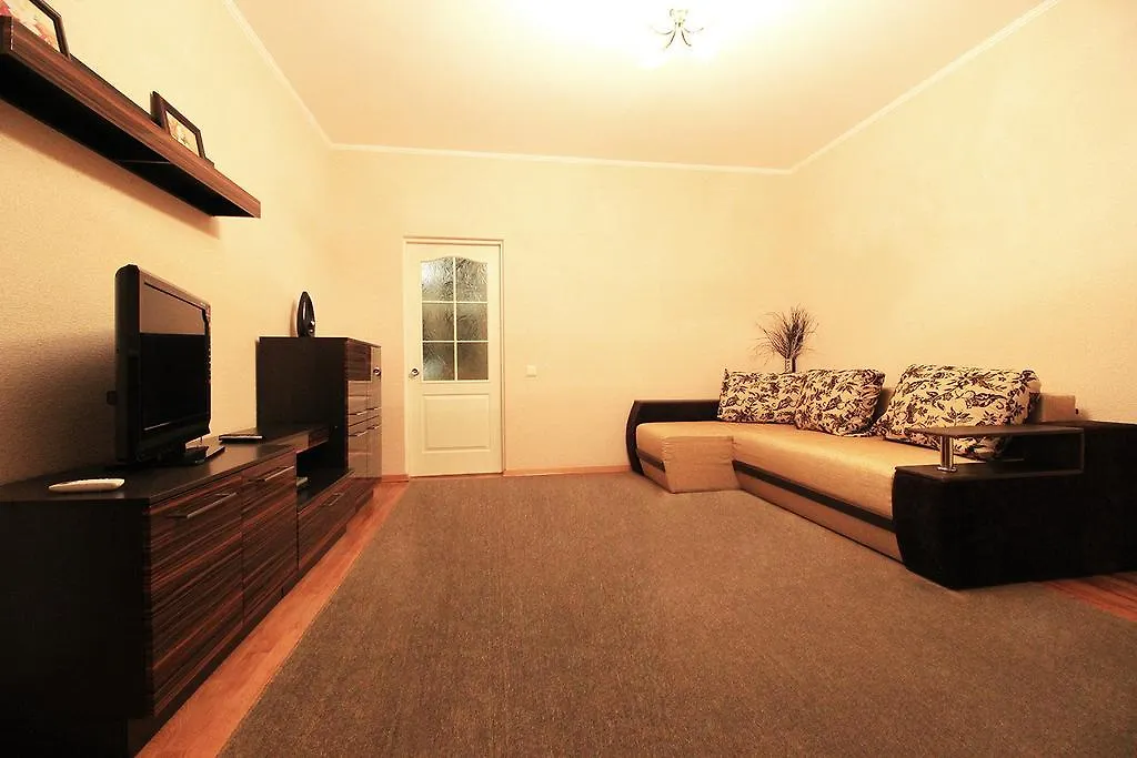 Apartment Poznyaky-Bazhana Kiev