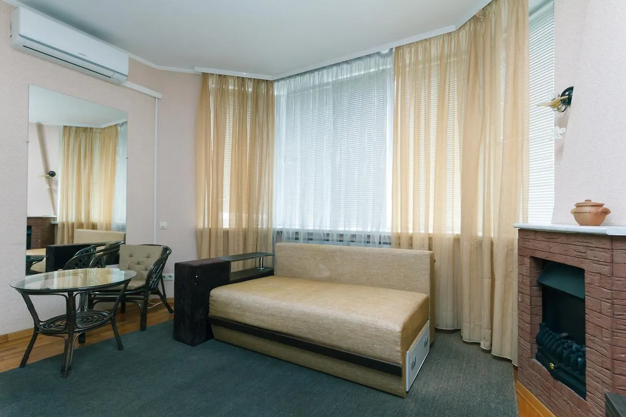 Apartment Poznyaky-Bazhana Kiev