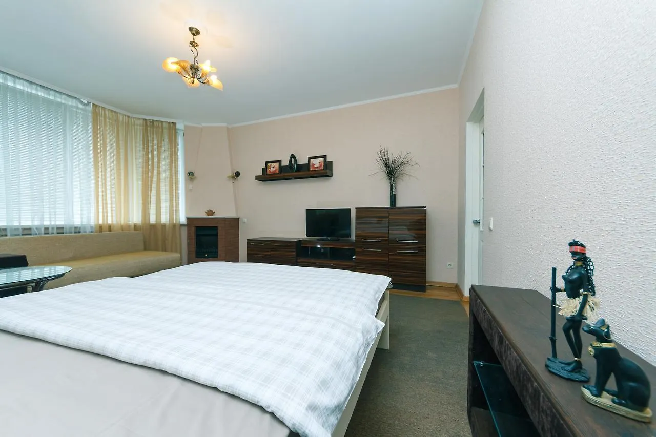Apartment Poznyaky-Bazhana Kiev